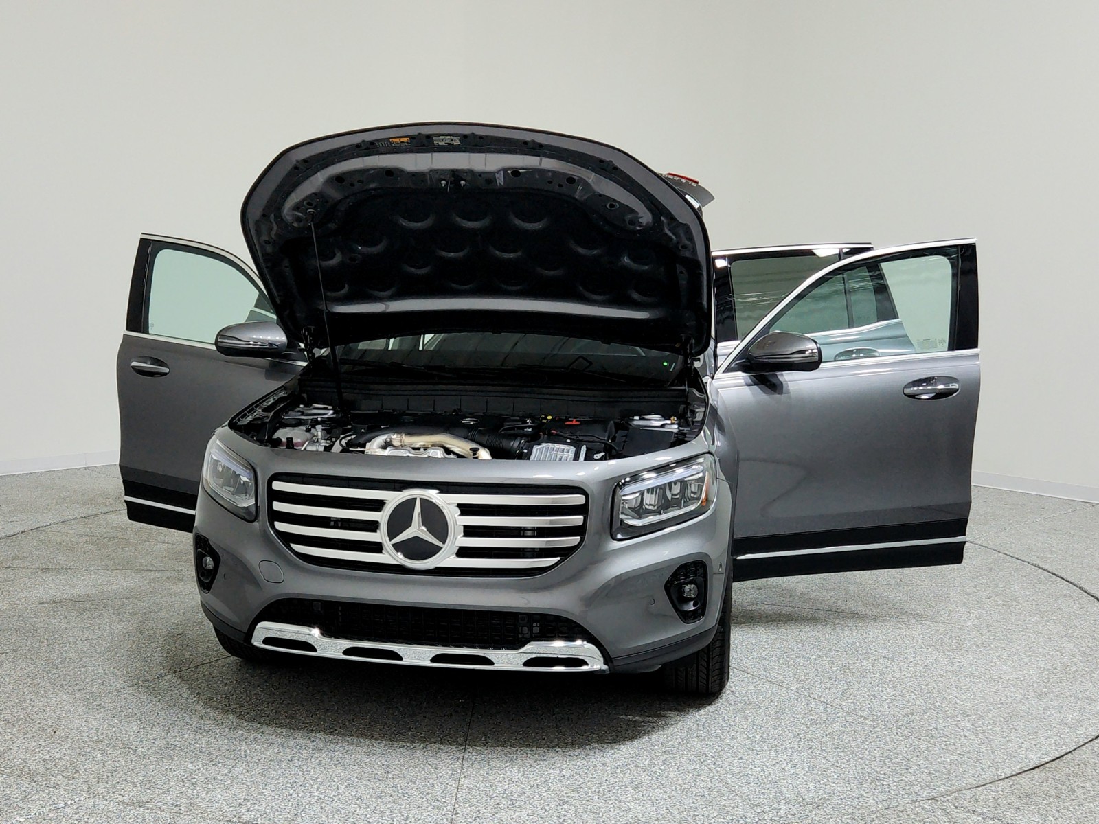 2025 Mercedes Benz GLB 250 photo 13