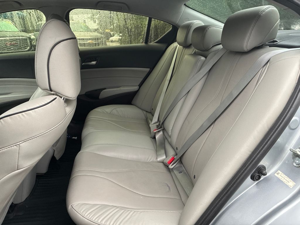 2020 Acura ILX Premium photo 23