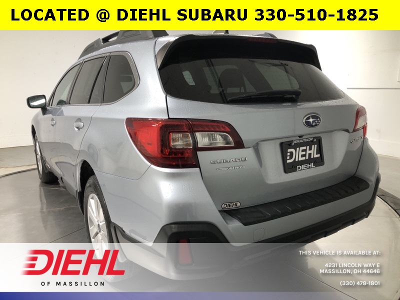 2018 Subaru Outback 2.5i Premium photo 2