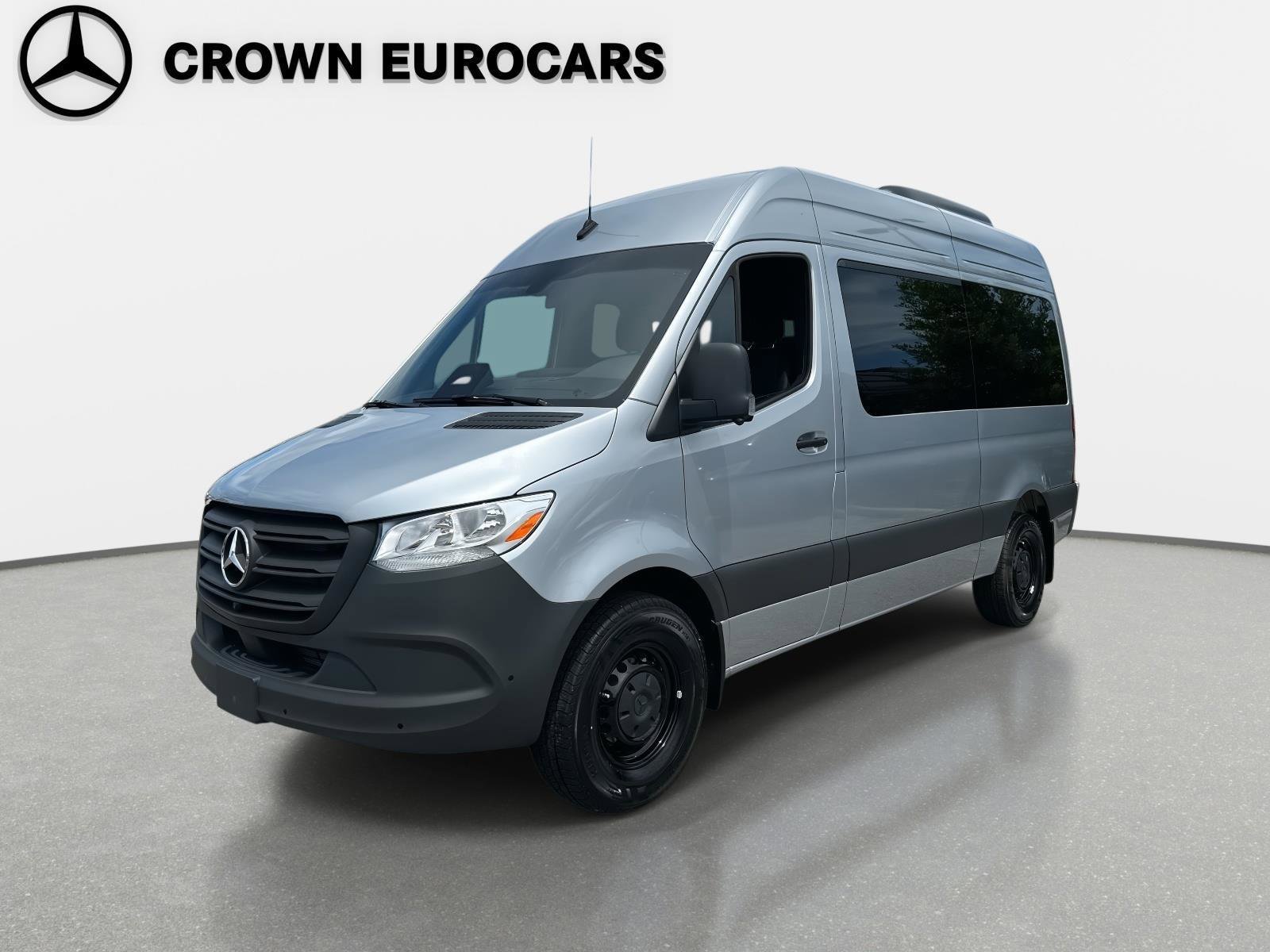 2025 Mercedes-Benz Sprinter Passenger Van Base's photo