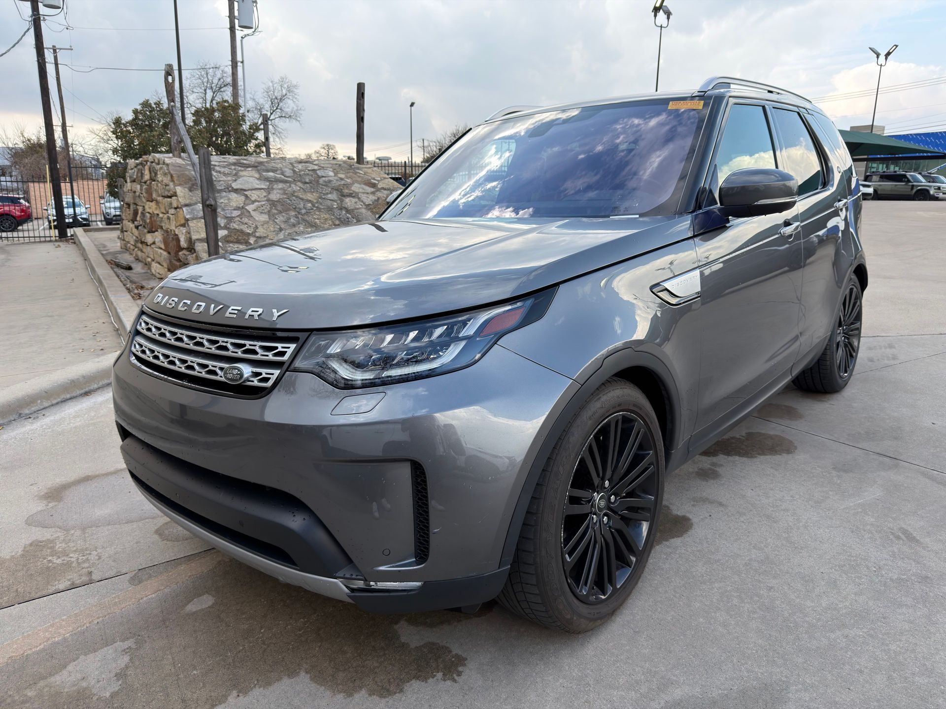 2018 Land Rover Discovery HSE LUX