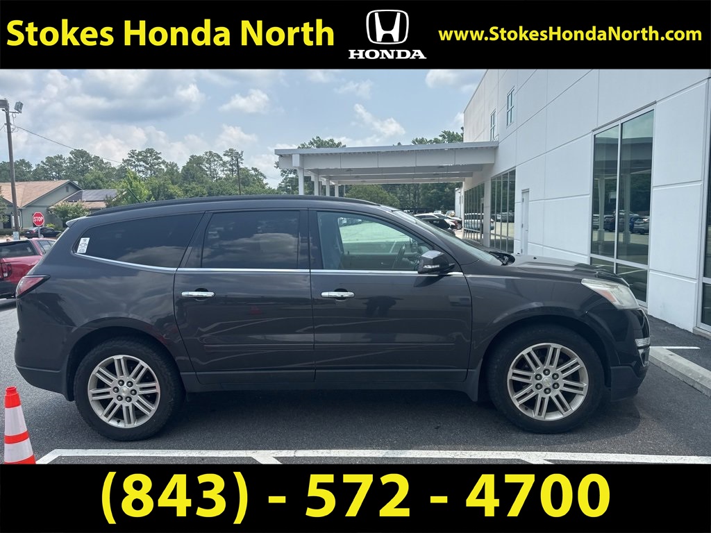 2015 Chevrolet Traverse 1LT photo 5