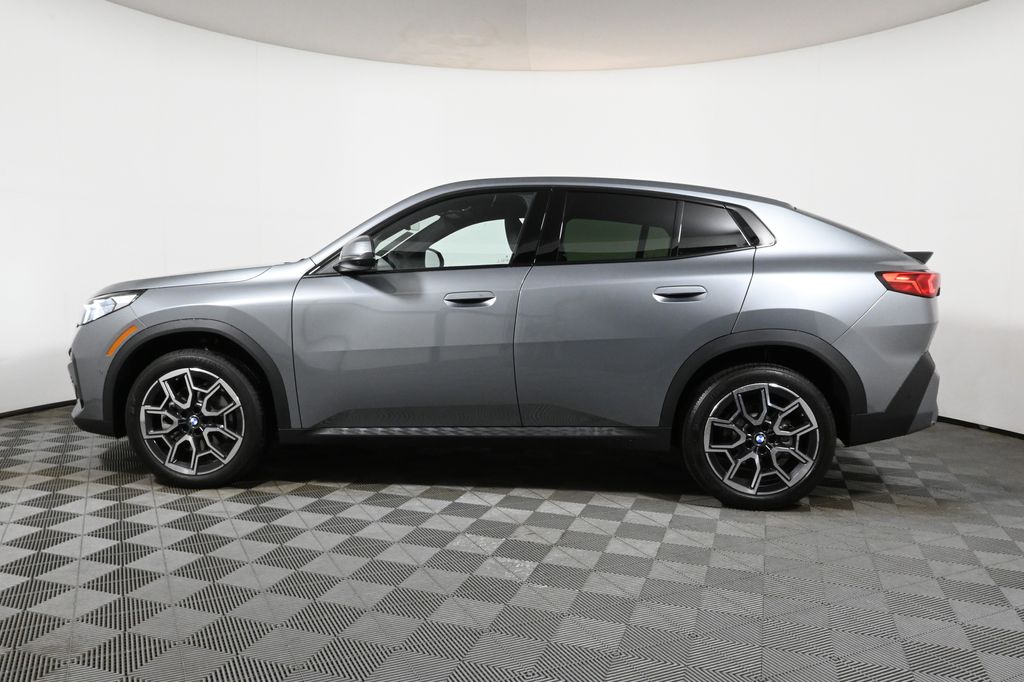 2025 Bmw X2 xDrive28i photo 2