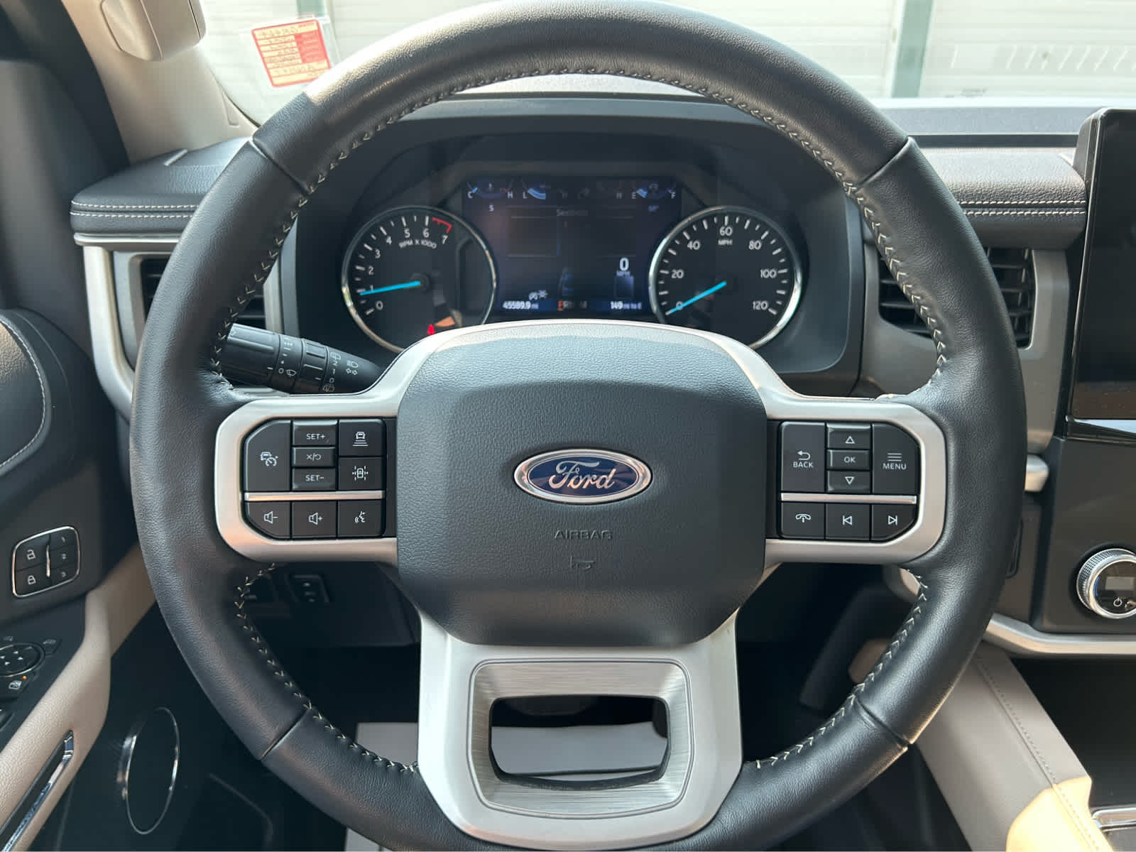 2024 Ford Expedition MAX XLT photo 28