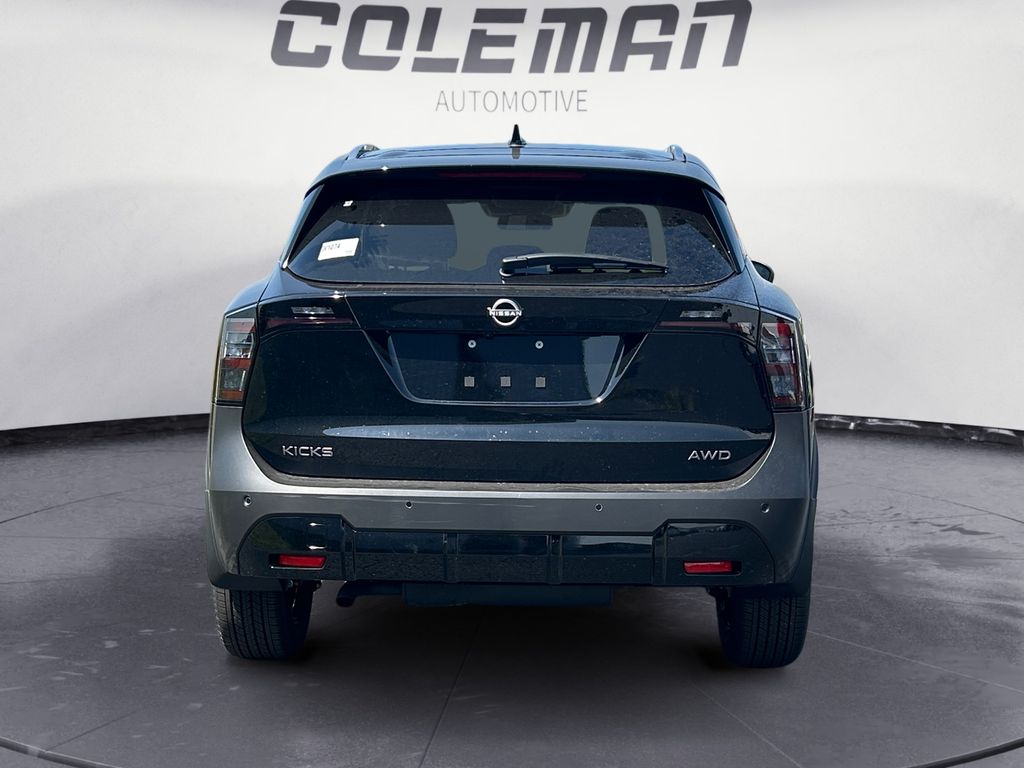 2025 Nissan Kicks SV photo 3