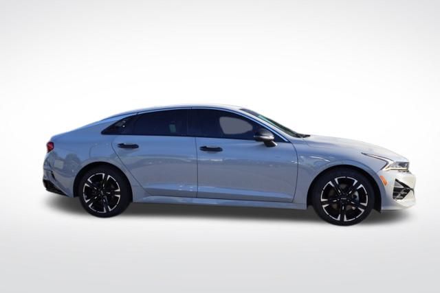 2022 Kia K5 GT-Line photo 10