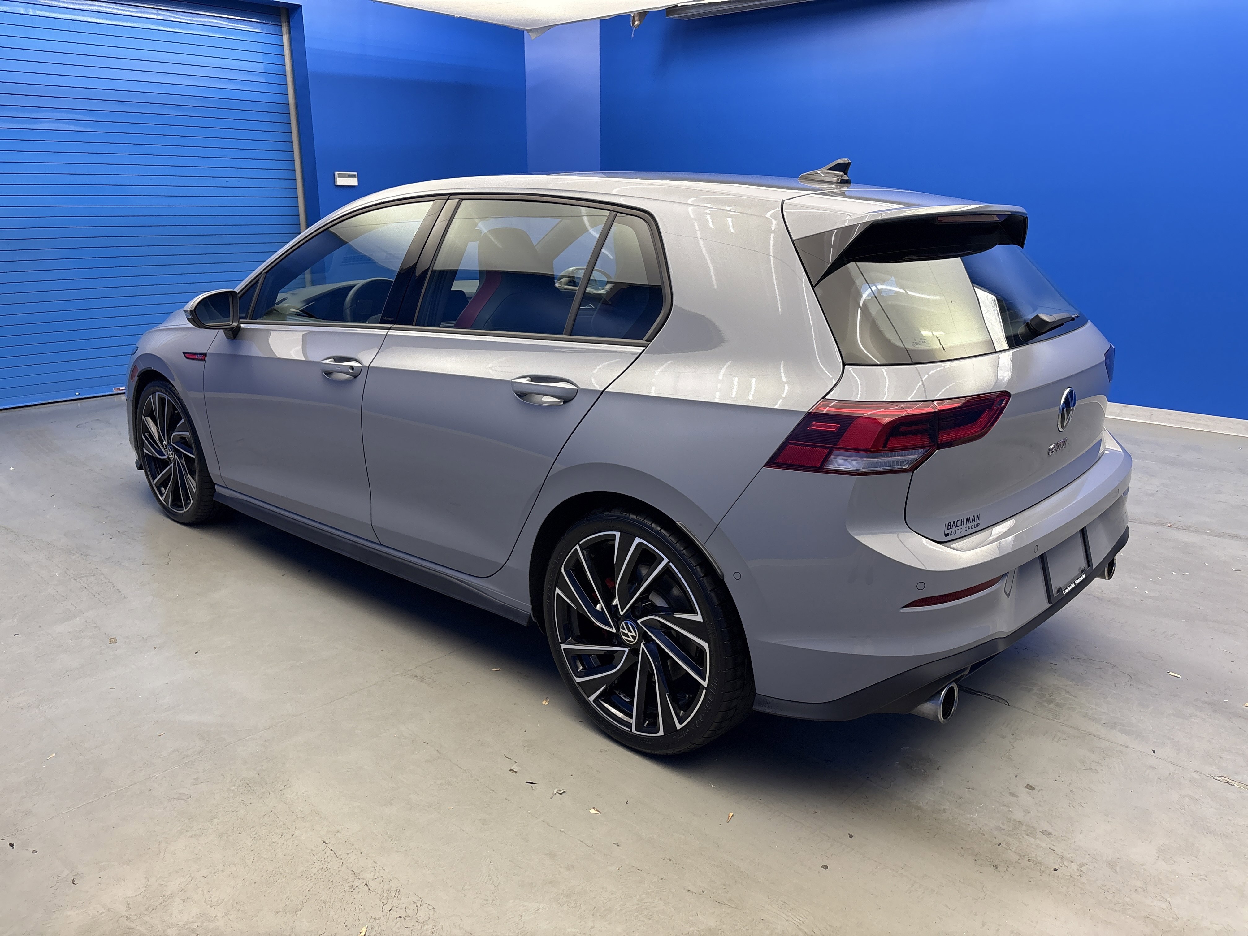 2024 Volkswagen Golf GTI Autobahn photo 2