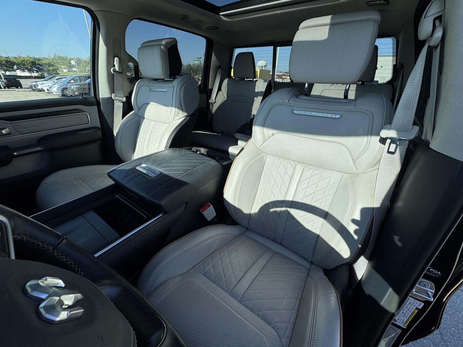 2025 Ram 1500 photo 25