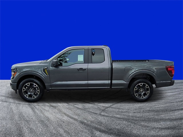 2025 Ford F-150 STX photo 6