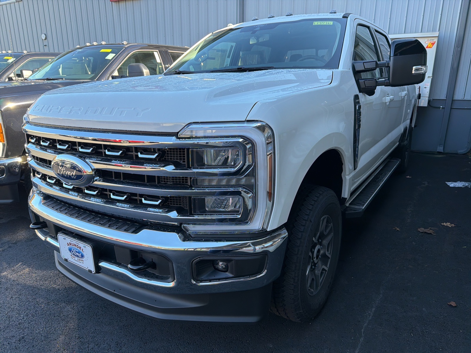 2026 Ford F-350 Lariat photo 3