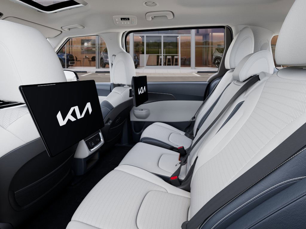 2025 Kia Carnival SX Prestige photo 17