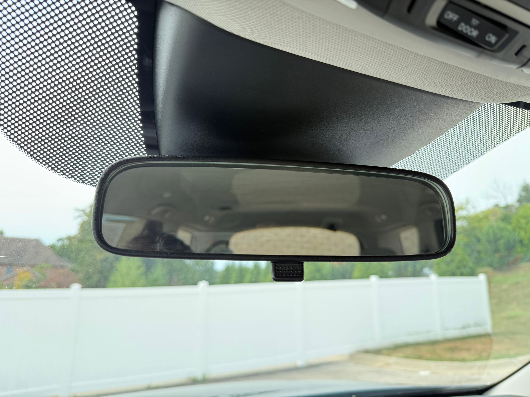 2024 Honda Pilot LX photo 23