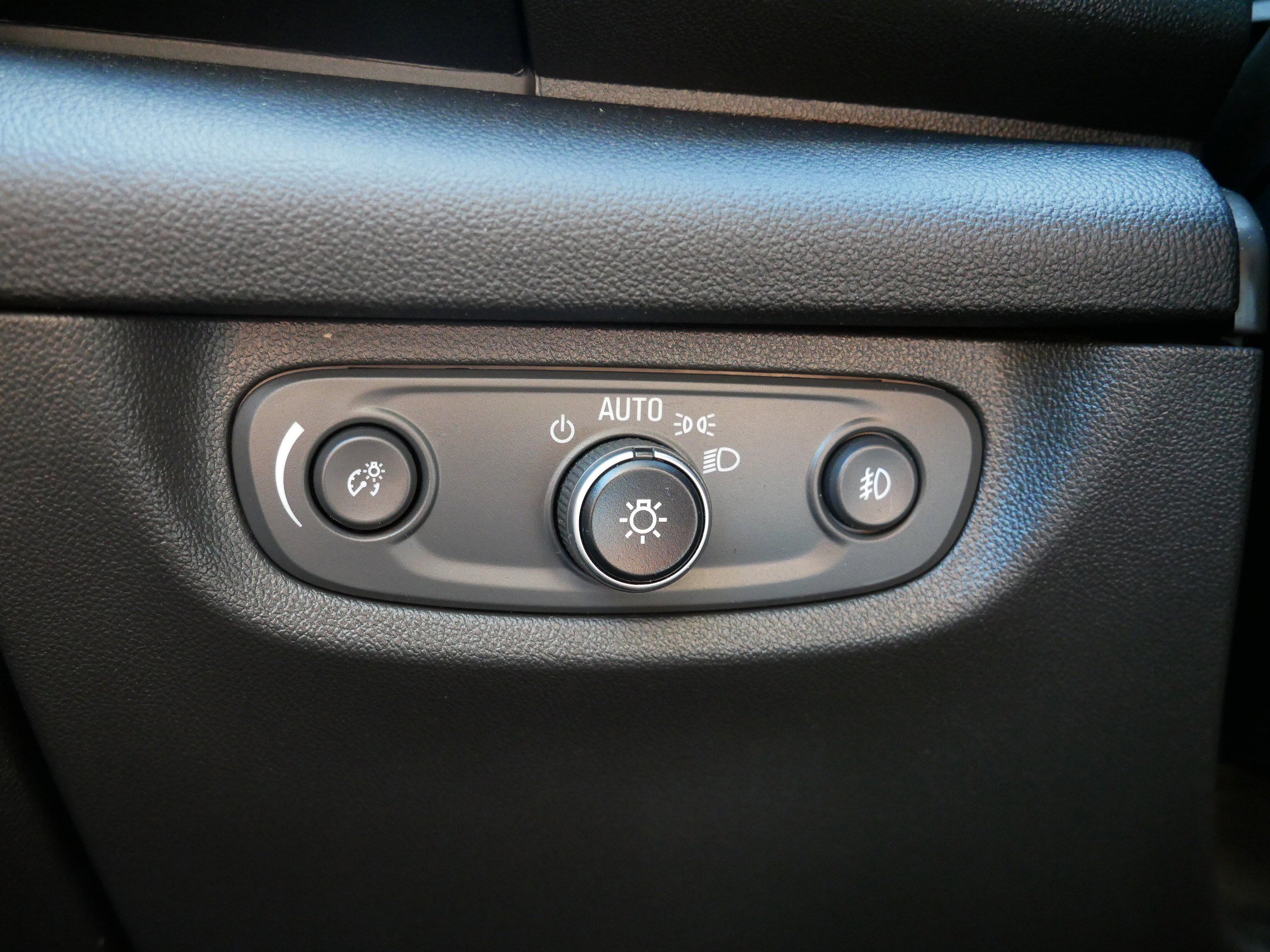 2019 Buick Regal TourX Essence photo 24