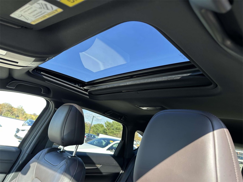 2021 Mazda CX-5 Signature photo 3