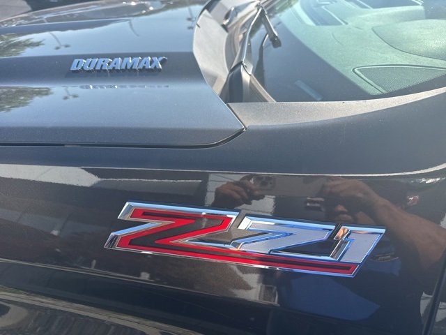 2021 Chevrolet Silverado 1500 RST photo 3