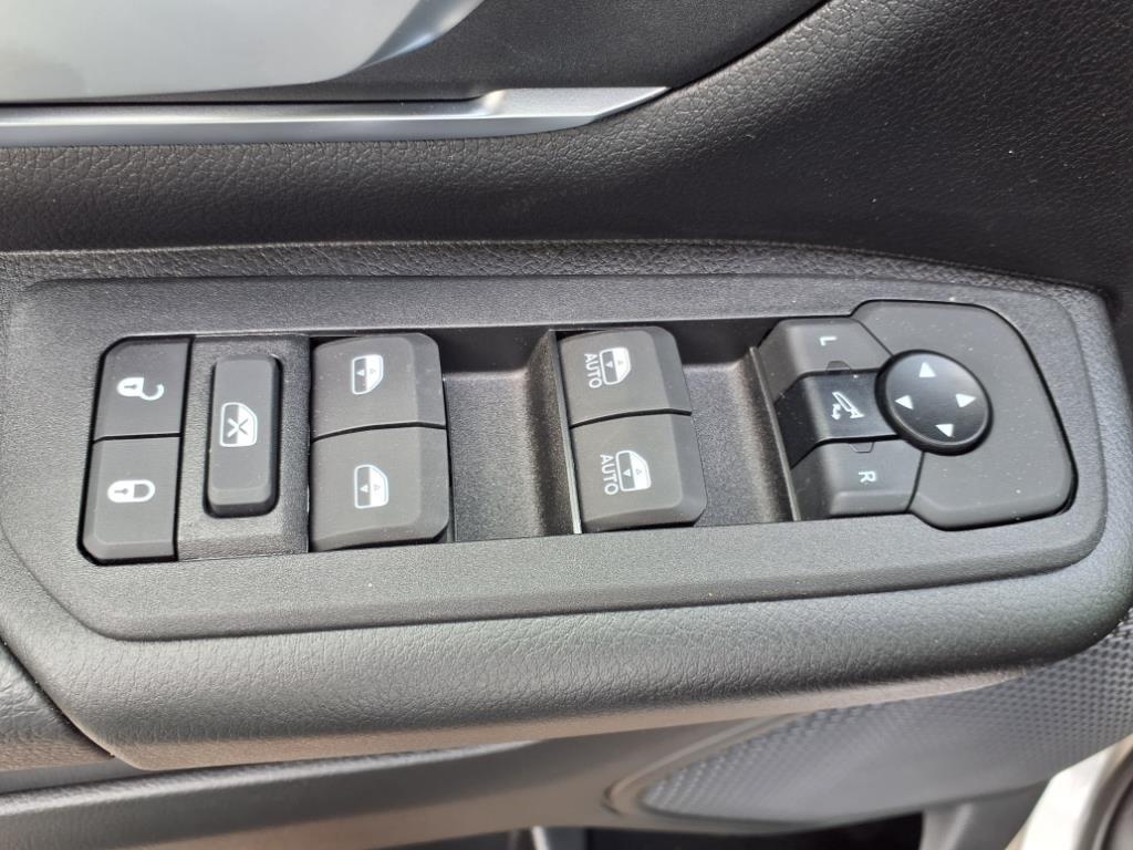 2025 Ram 1500 Big Horn photo 3