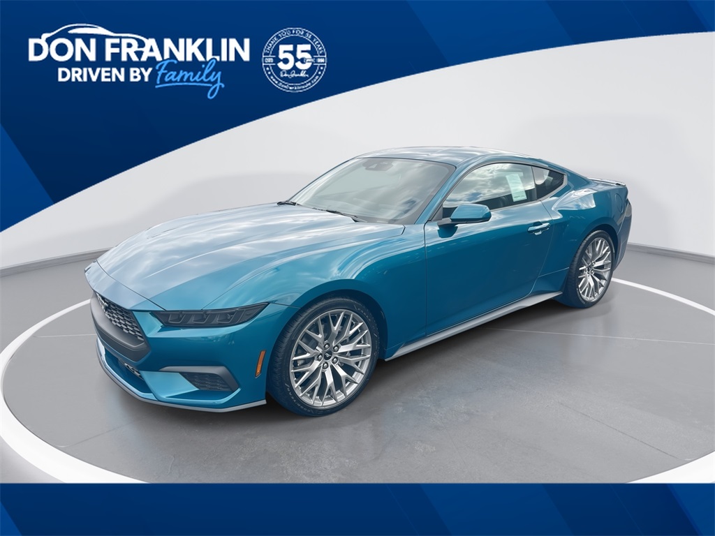 2026 Ford Mustang EcoBoost Premium's photo