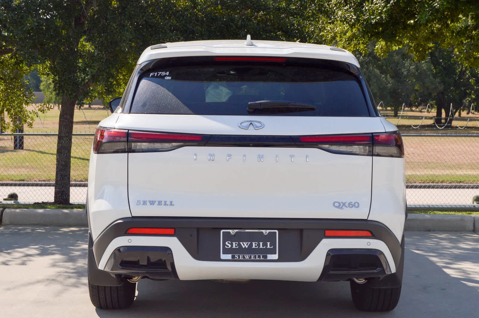 2025 Infiniti QX60 Pure photo 6