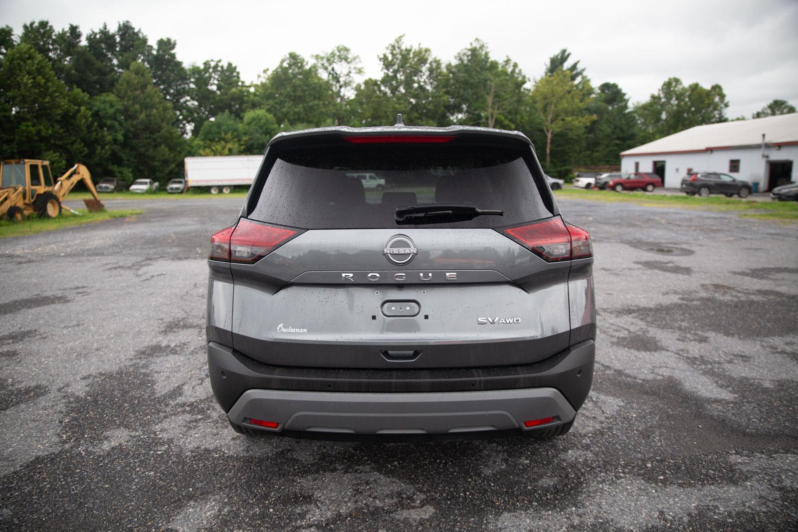 2023 Nissan Rogue SV photo 4