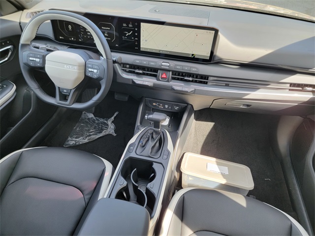 2025 Kia K4 GT-Line photo 29