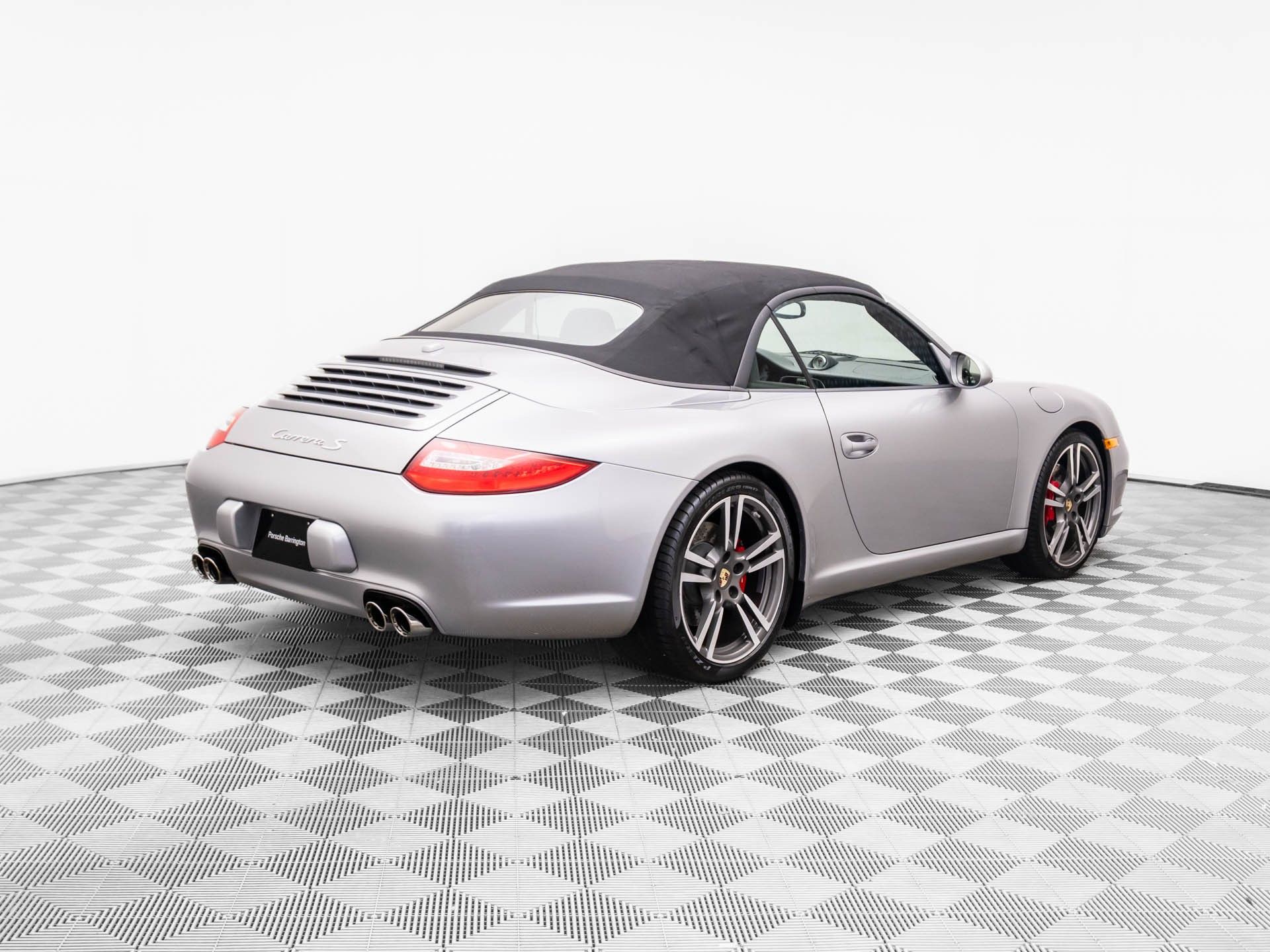 2012 Porsche 911 S Cabriolet photo 9