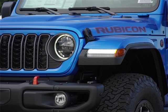 2025 Jeep Wrangler Rubicon X photo 4