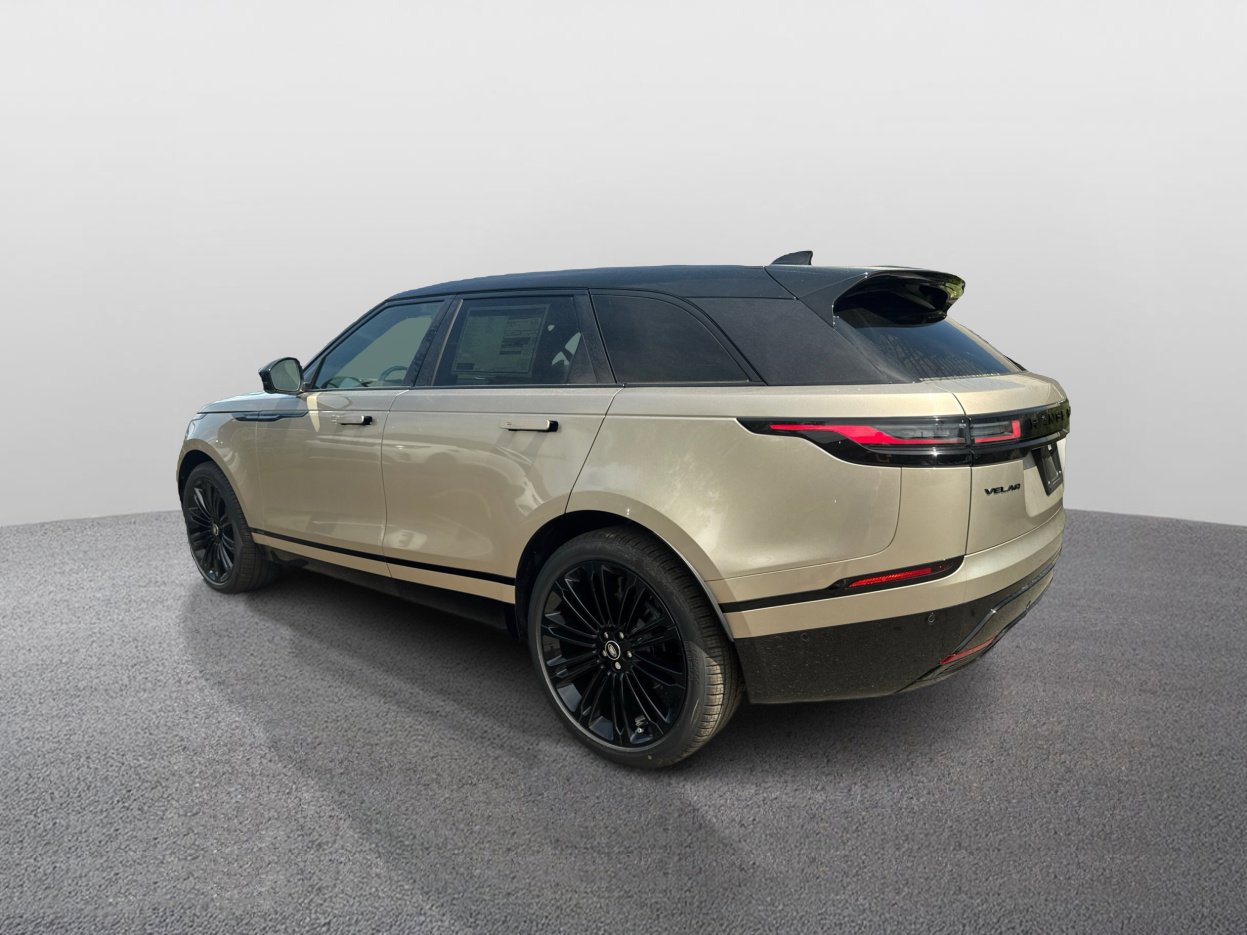 2026 Land Rover Range Rover Velar P400 Autobiography photo 7