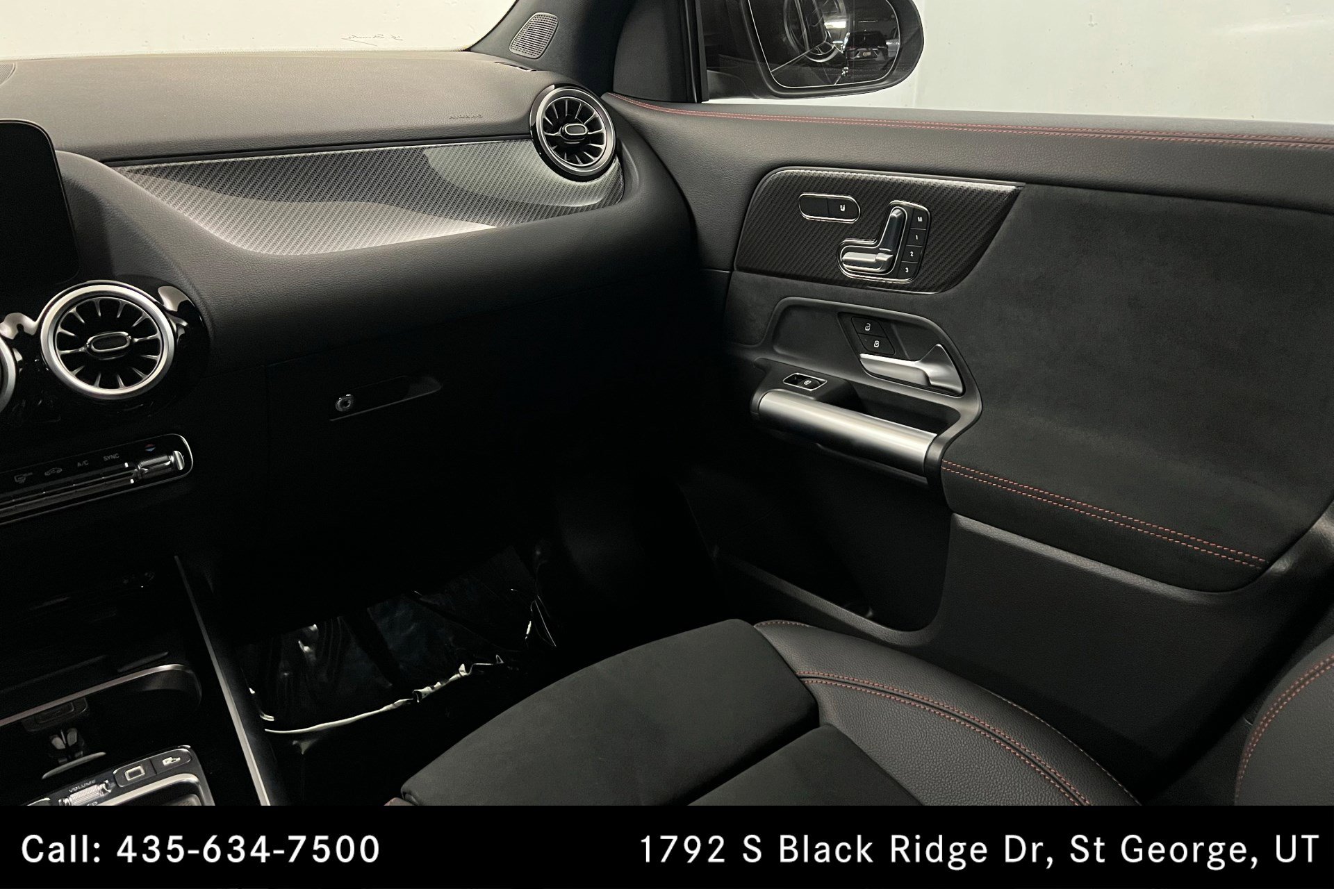 2025 Mercedes Benz GLA 250 photo 10