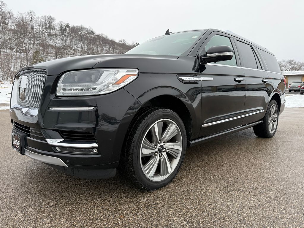 2018 Lincoln Navigator Reserve's photo