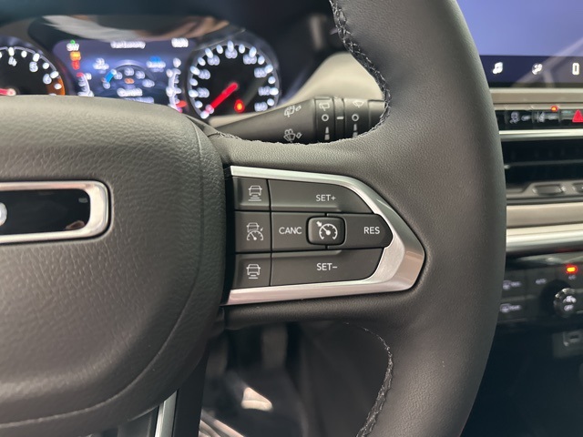 2025 Jeep Compass Limited photo 14