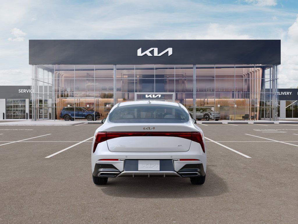 2026 Kia K5 GT-Line photo 4