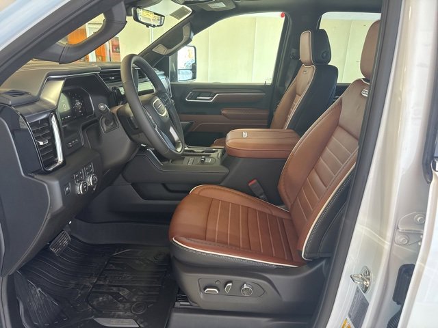 2026 Gmc Sierra 3500 HD Denali Ultimate photo 2