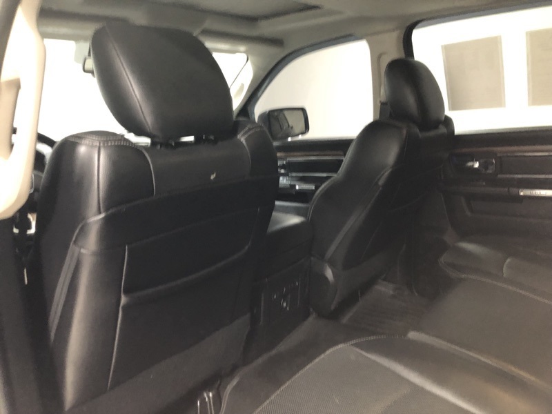 2017 Ram 1500 Laramie photo 12