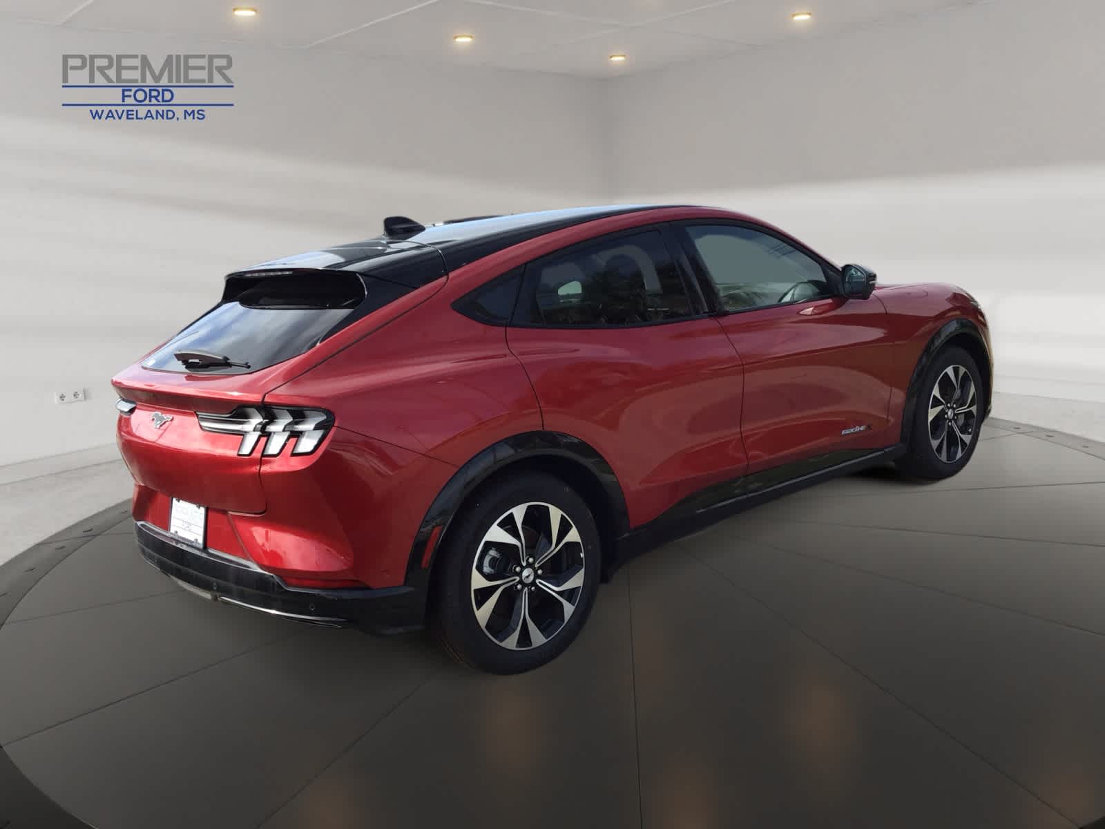 2023 Ford Mustang Mach-E Premium photo 5