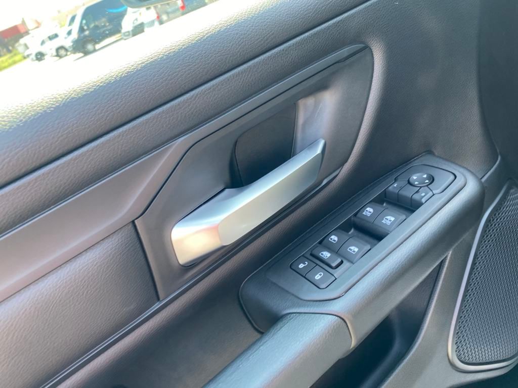 2026 Ram 1500 Warlock photo 10
