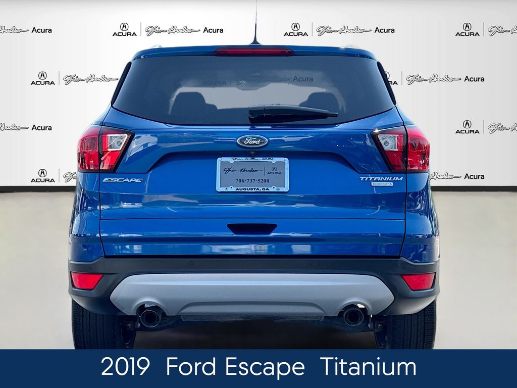 2019 Ford Escape Titanium photo 3