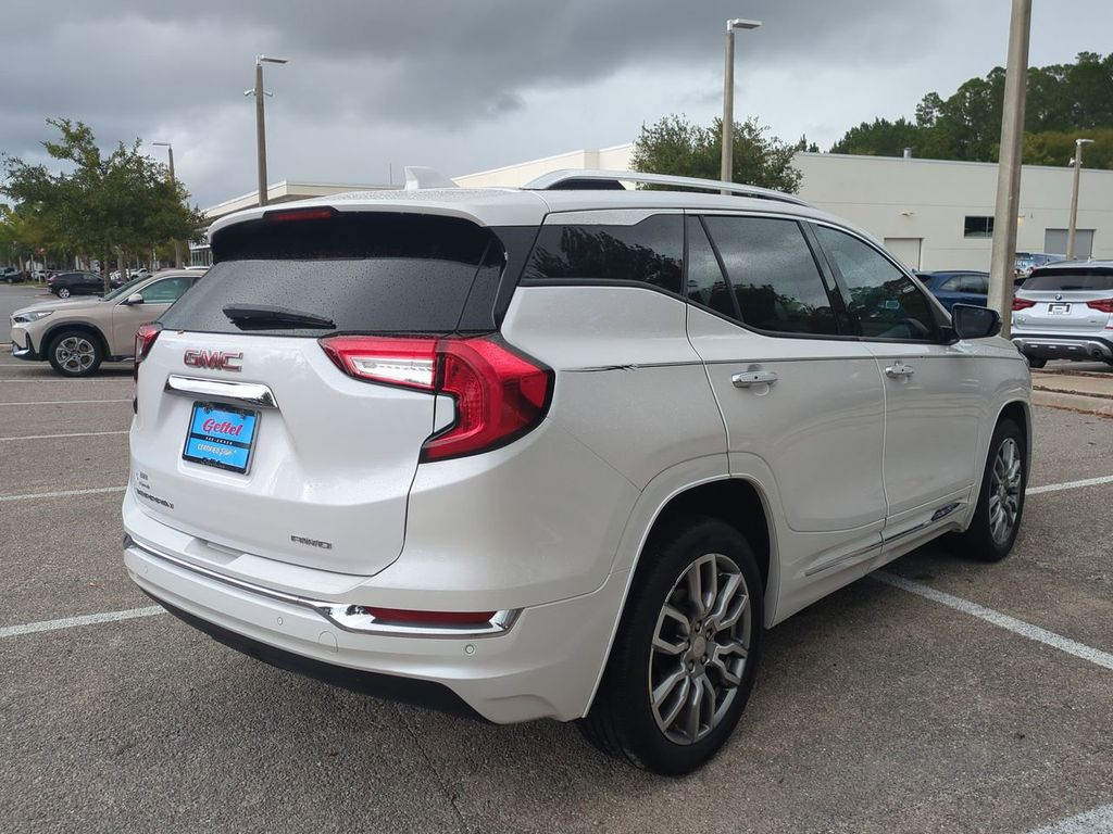 2023 Gmc Terrain Denali photo 4