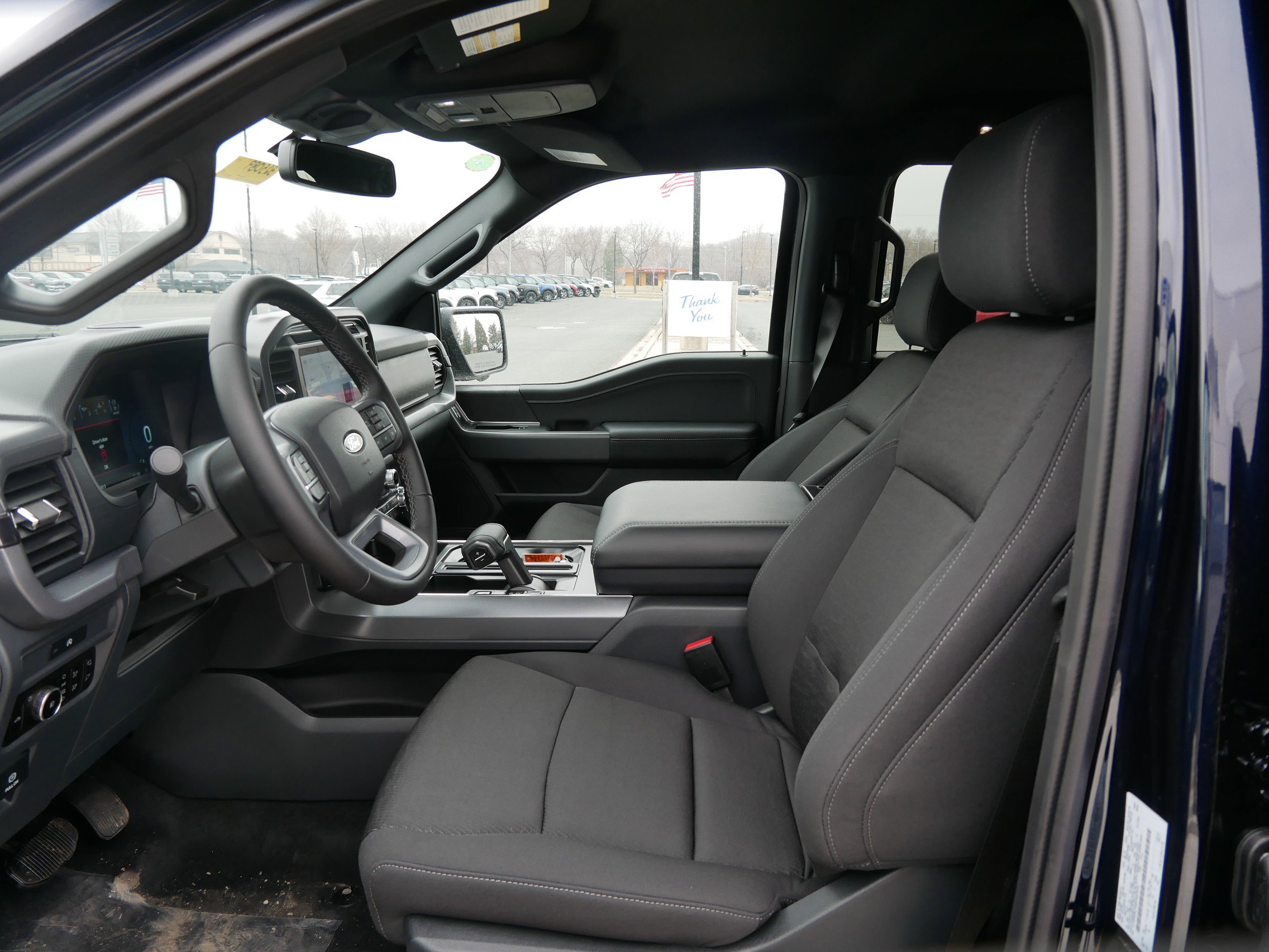 2025 Ford F-150 XLT photo 7