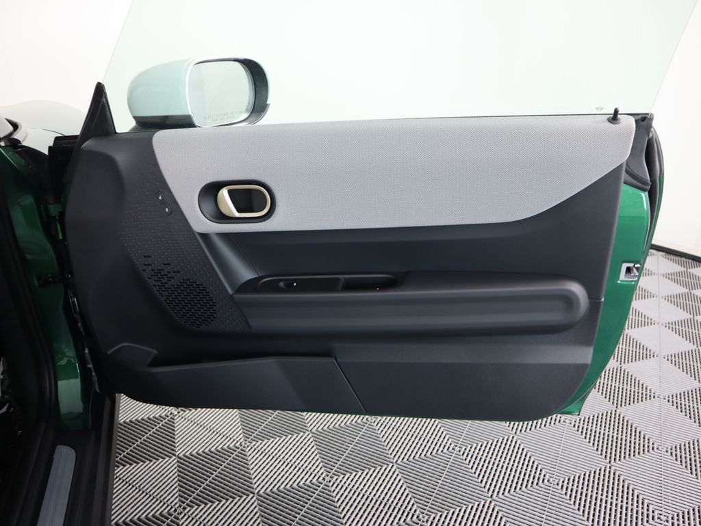 2025 Mini Cooper Signature photo 25