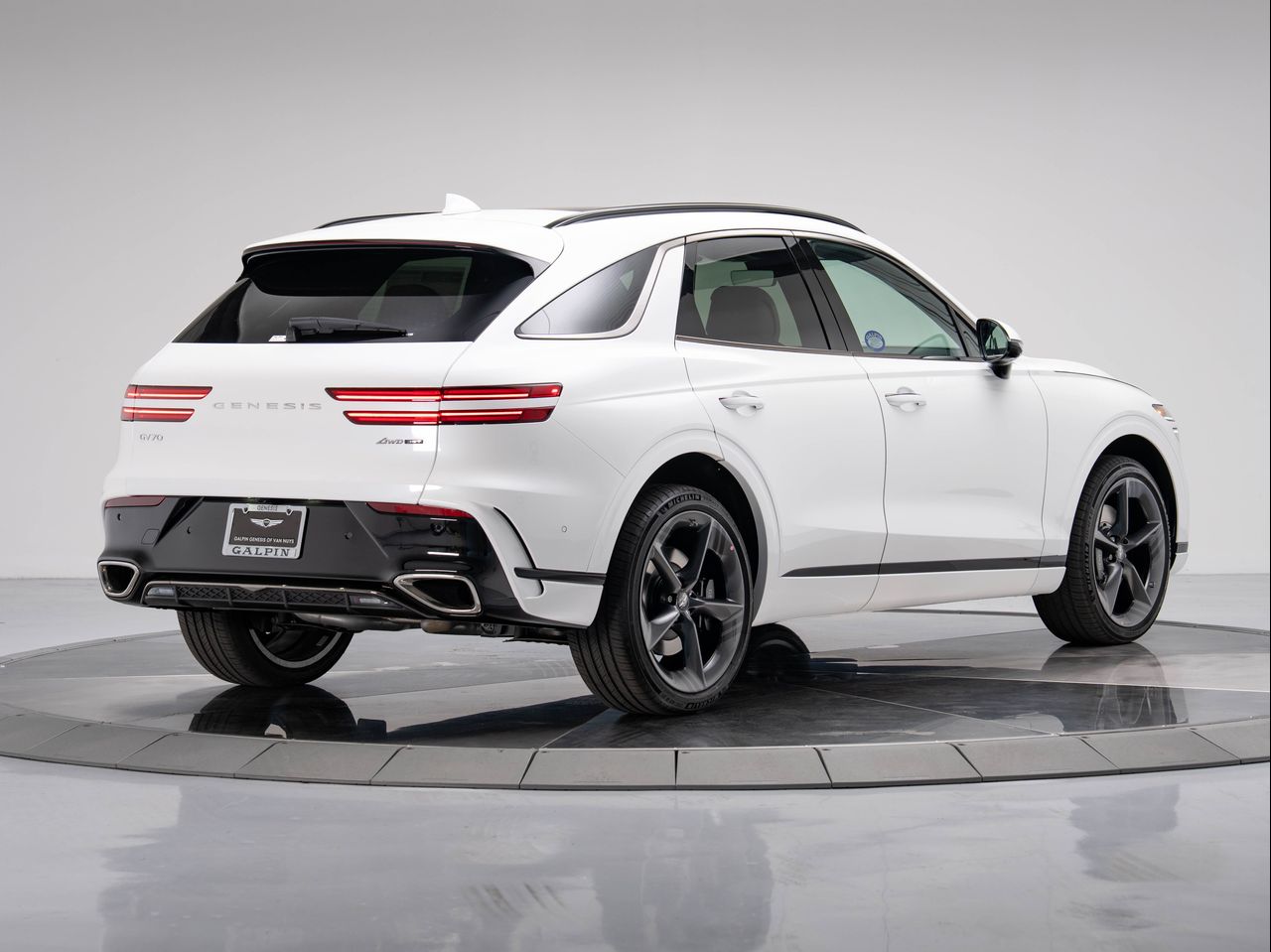 2026 Genesis GV70 3.5T Sport Prestige photo 4