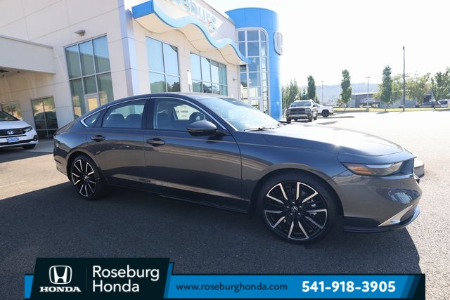 2025 Honda Accord Hybrid Touring's photo