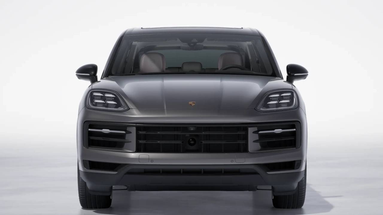2026 Porsche Cayenne photo 7