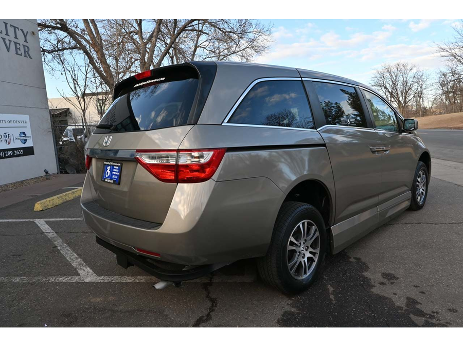 2011 Honda Odyssey EX-L photo 6
