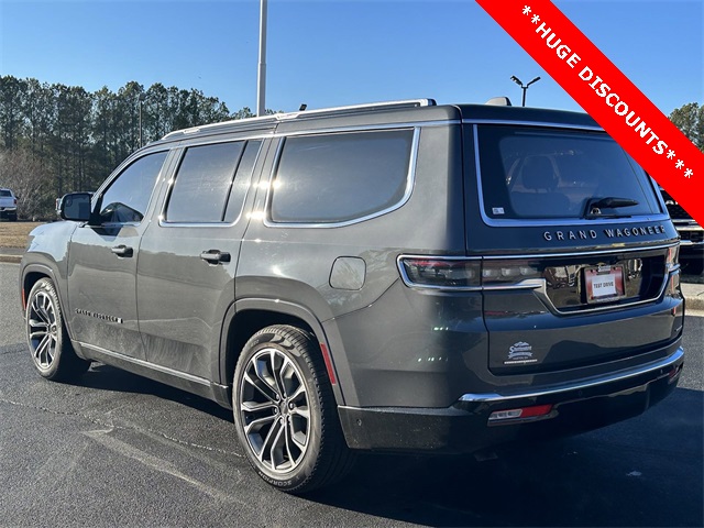 2023 Jeep Grand Wagoneer III photo 7
