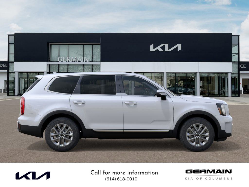 2025 Kia Telluride LX photo 5