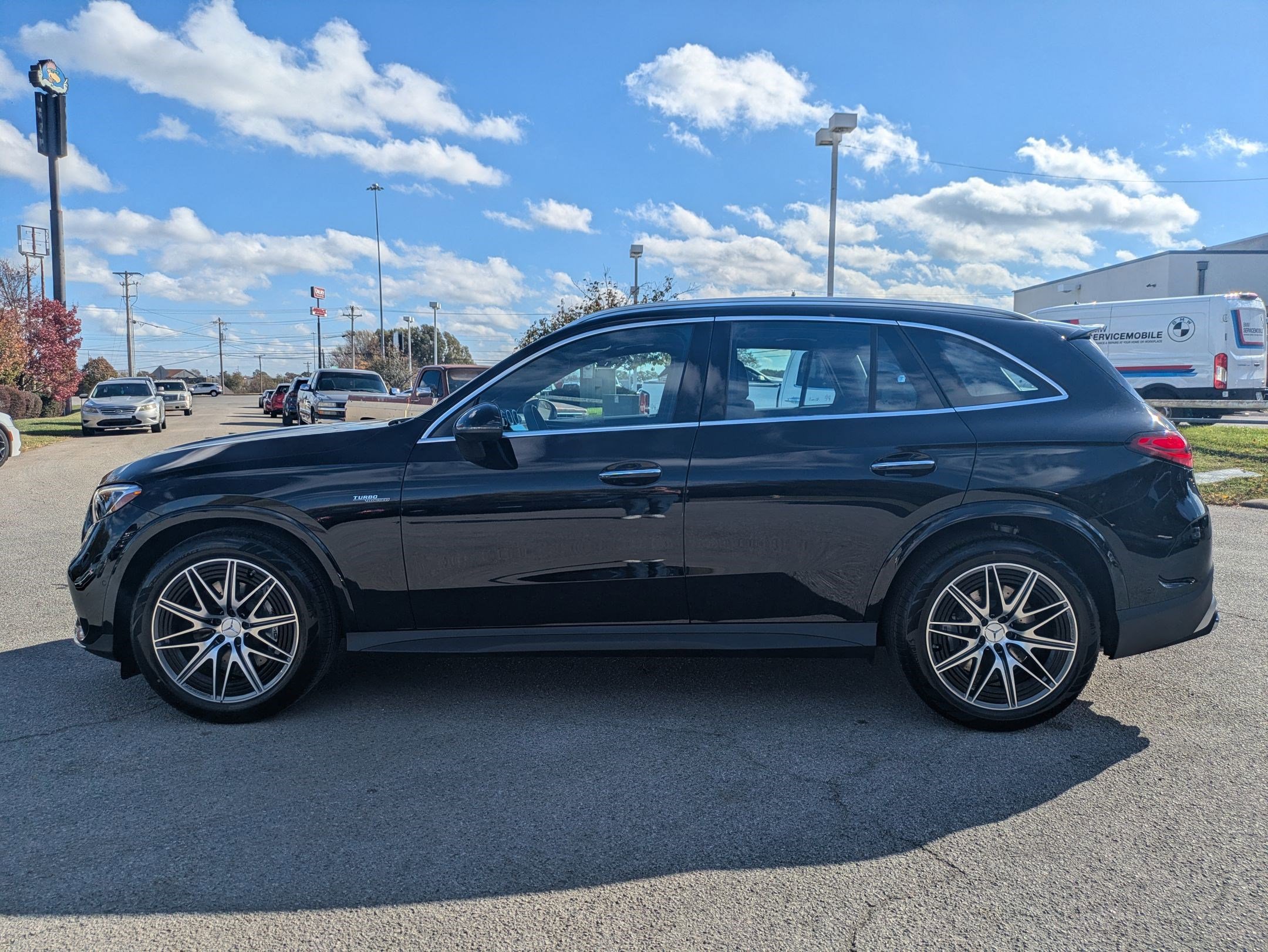 2025 Mercedes Benz GLC AMG 43 4MATIC photo 2