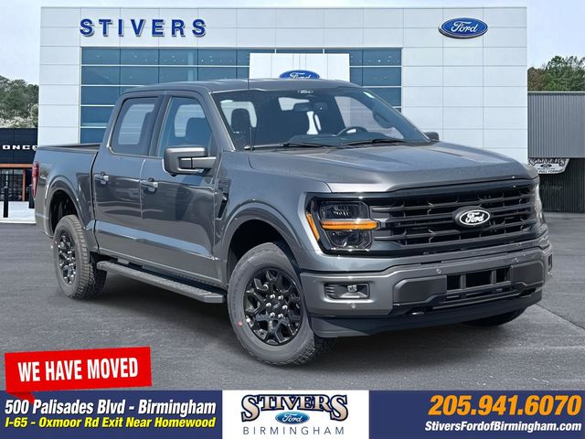 2025 Ford F-150 XLT's photo