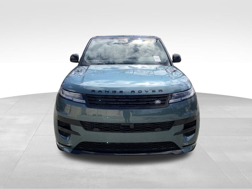 2025 Land Rover Range Rover Sport SE photo 2