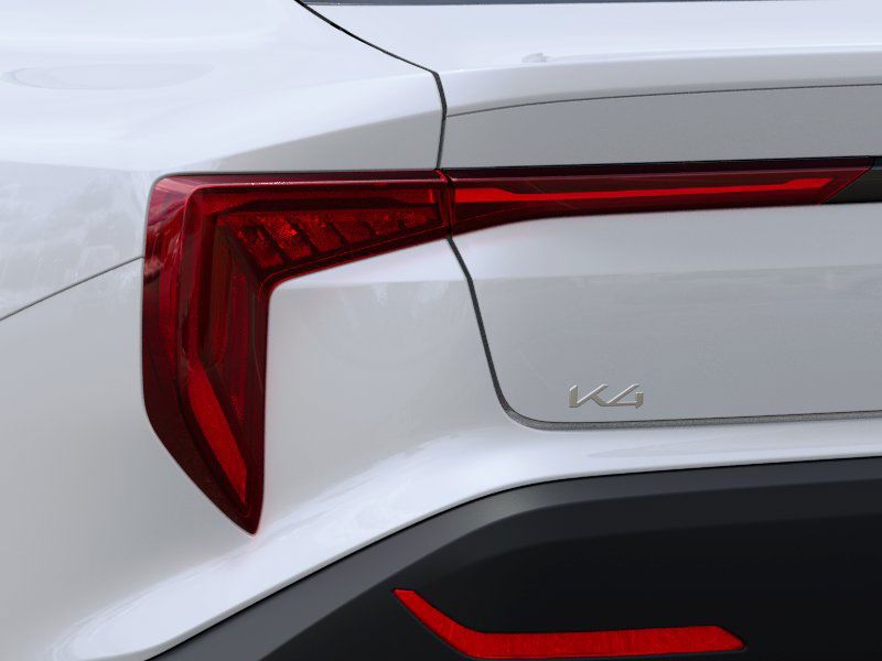 2025 Kia K4 LX photo 3