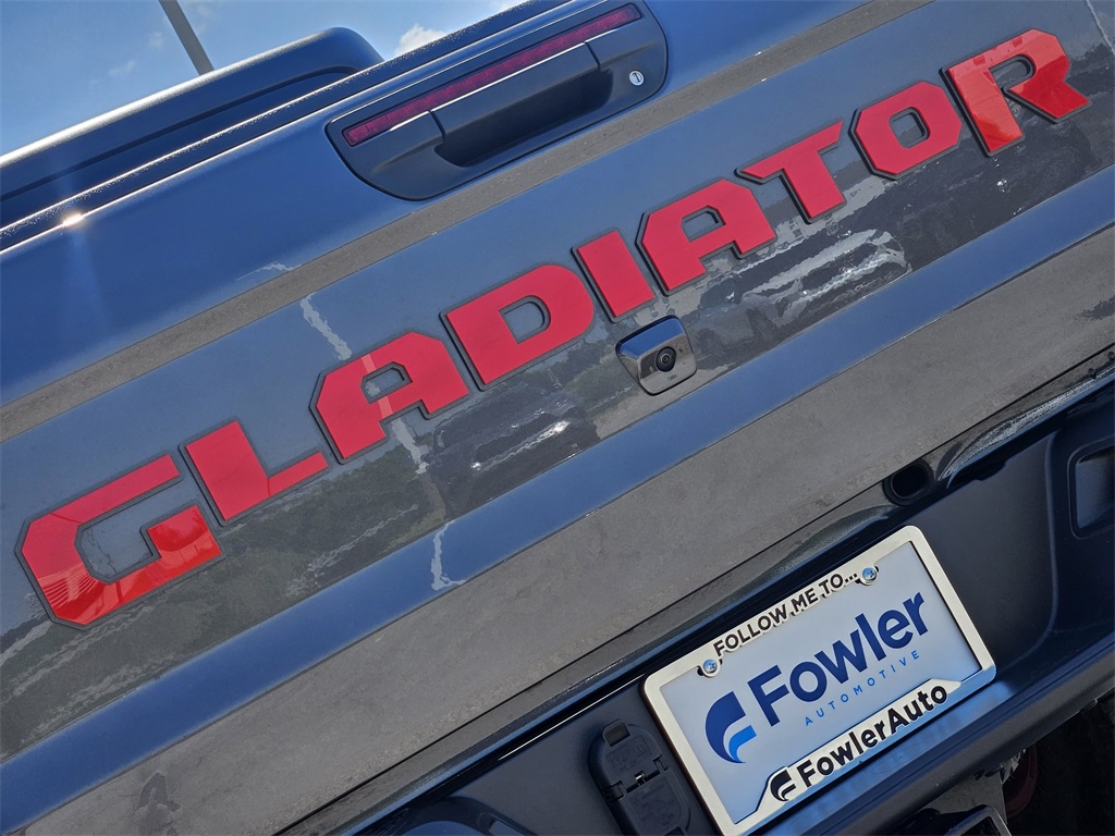 2024 Jeep Gladiator Mojave photo 9